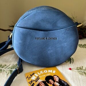 Portland Leather Deep Water (Dark Blue Brushed Leather) Small Circle Crossbody
